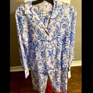 Oscar De La Renta Sleepwear